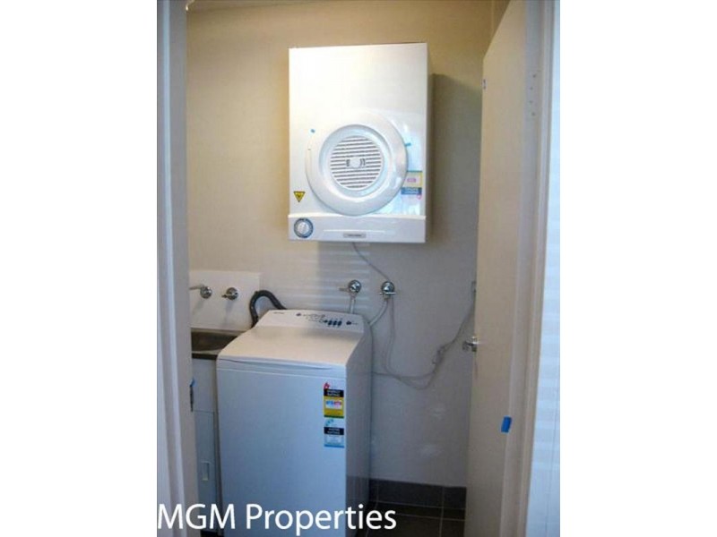 10 Evans Ave, Eastlakes NSW 2018