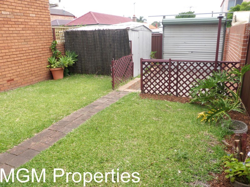 2/27 Garden Street, Eastlakes NSW 2018