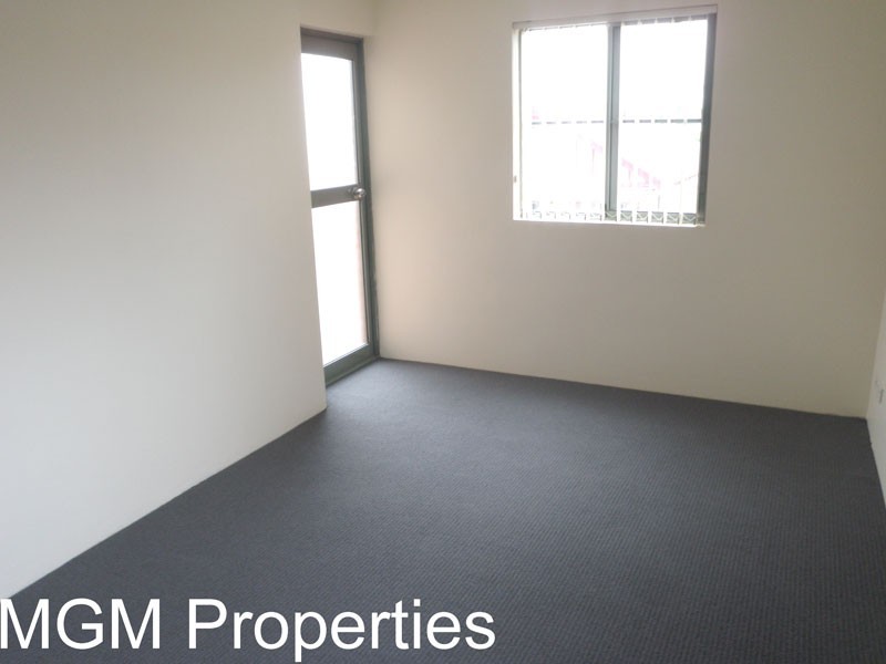 2/27 Garden Street, Eastlakes NSW 2018