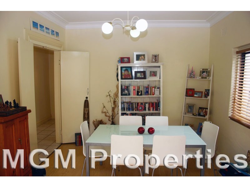 8 Charles Street, Eastlakes NSW 2018