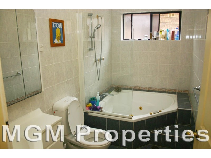 8 Charles Street, Eastlakes NSW 2018