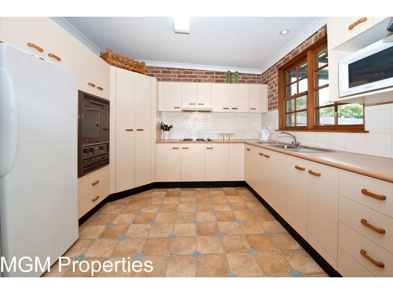 6 Chelmsford Avenue, Botany NSW 2019