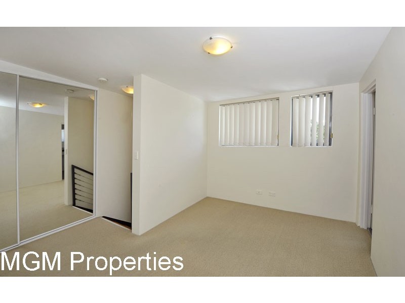 11/2 Daniel Street, Botany NSW 2019