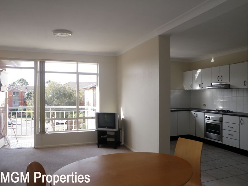 12/6 Barber Avenue, Eastlakes NSW 2018