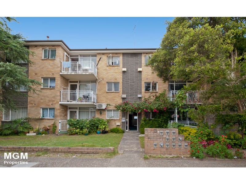 7/4 Barber Avenue, Eastlakes NSW 2018