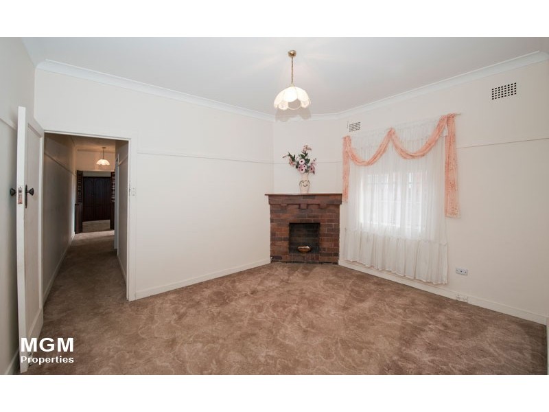 101 Sparks Street, Eastlakes NSW 2018