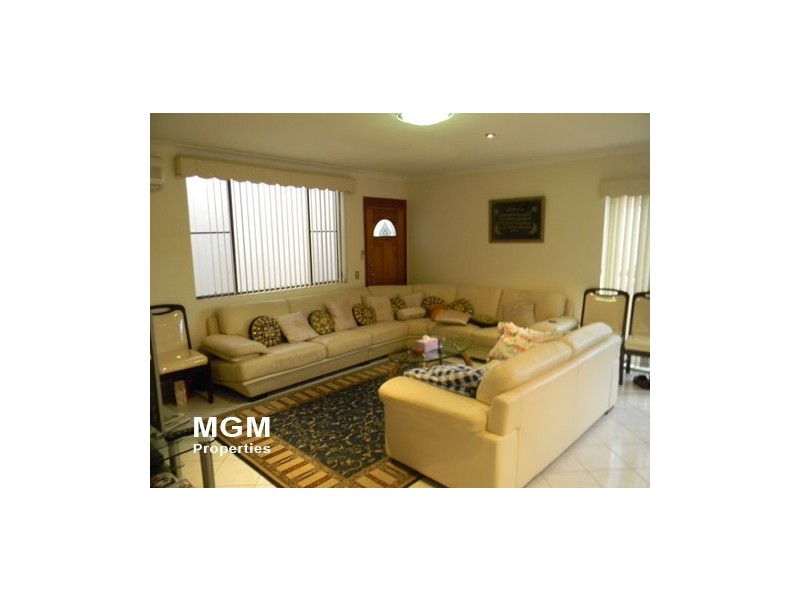 39 Universal Street, Eastlakes NSW 2018