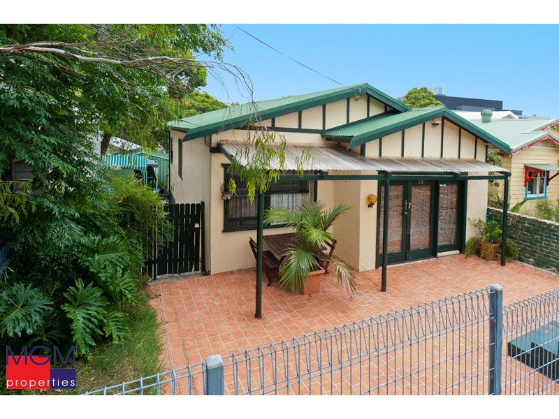 24 Queen Street, Beaconsfield NSW 2015