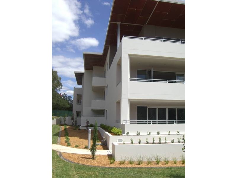 27 State Circle, Deakin ACT 2600