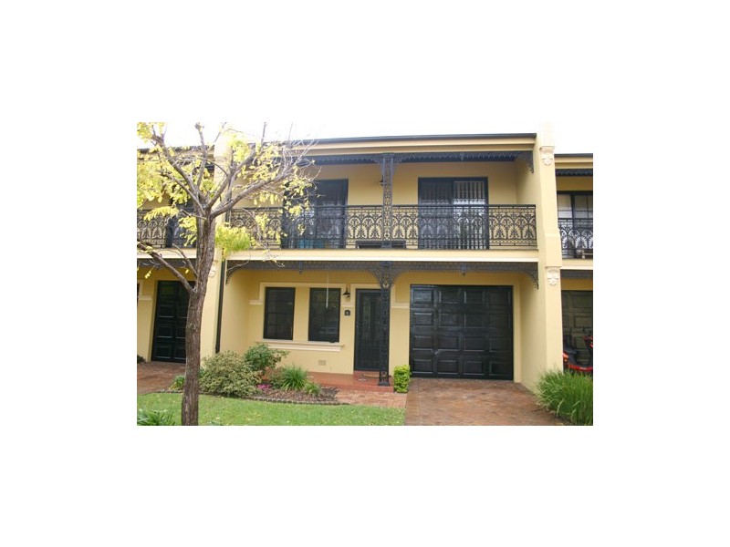 2F/27 William Street, Botany NSW 2019
