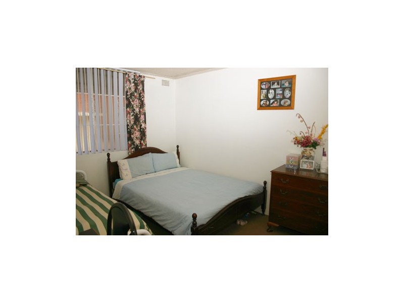 1/33 Mascot Drive, Eastlakes NSW 2018