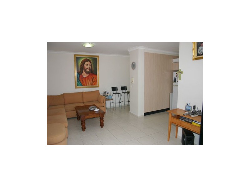 11/29 Mascot Drive, Eastlakes NSW 2018