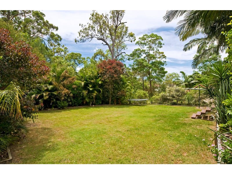 8 Roche Ct, Oxenford QLD 4210