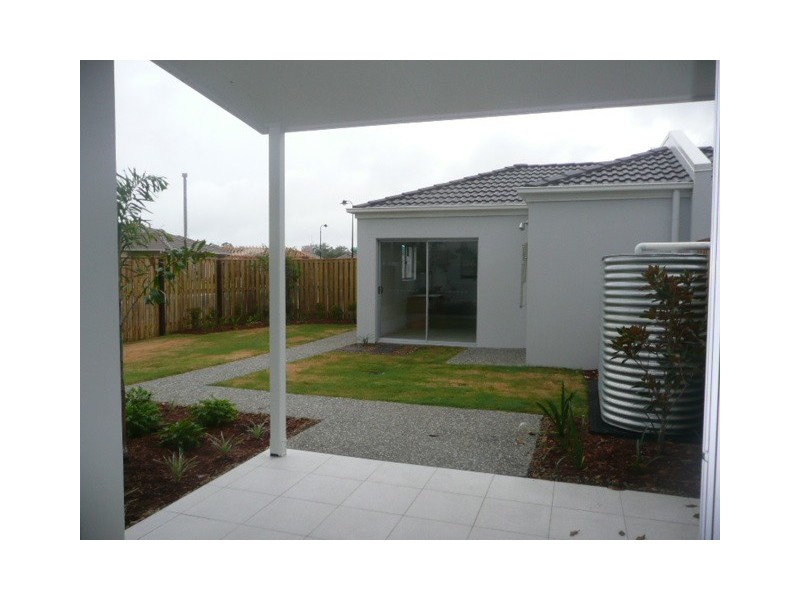 21-27/ Biggles Lane, Upper Coomera QLD 4209