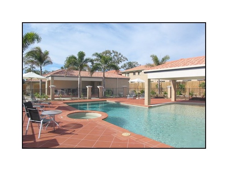 2/2 Bos Drive, Coomera QLD 4209