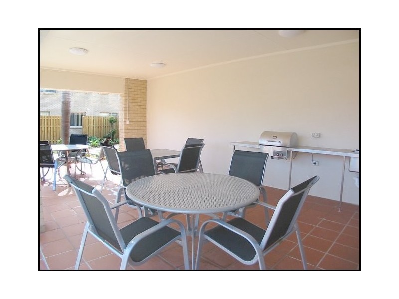 2/2 Bos Drive, Coomera QLD 4209