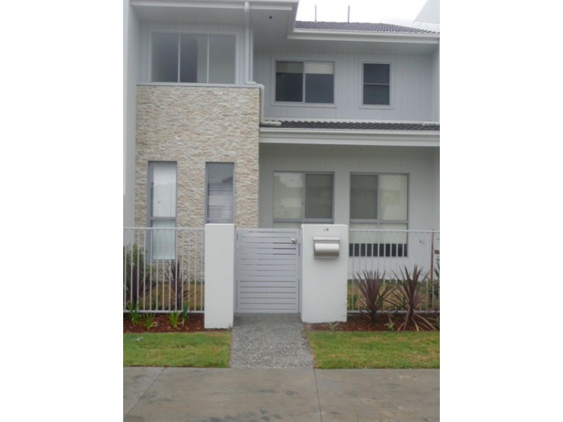 19/ Biggles Lane, Upper Coomera QLD 4209