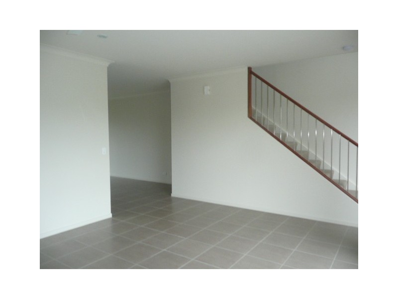 a Brand new executive large three bedrooms, Coomera QLD 4209