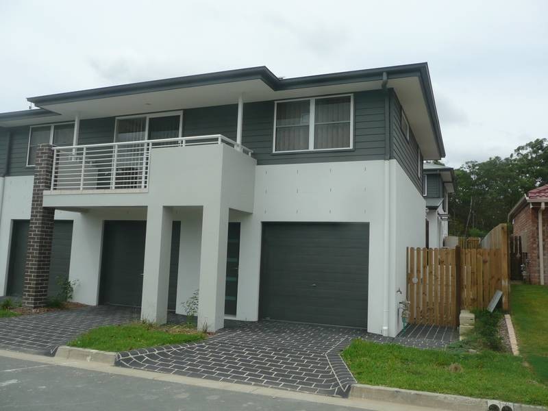 5/4 Vanilla Lane, Coomera QLD 4209