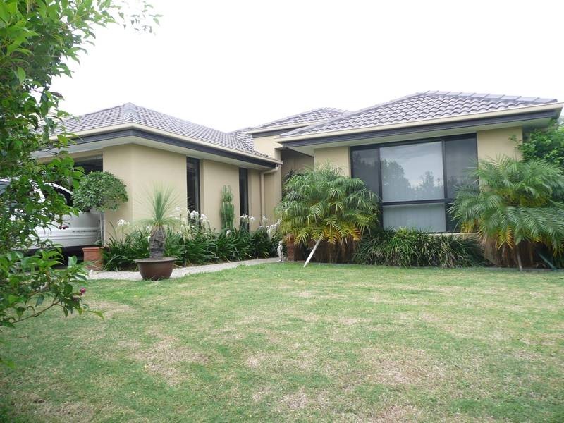 27 SANDHURST CRESCENT, Upper Coomera QLD 4209