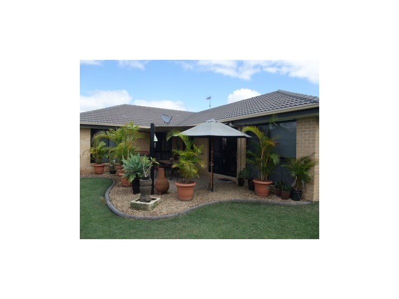 27 SANDHURST CRESCENT, Upper Coomera QLD 4209