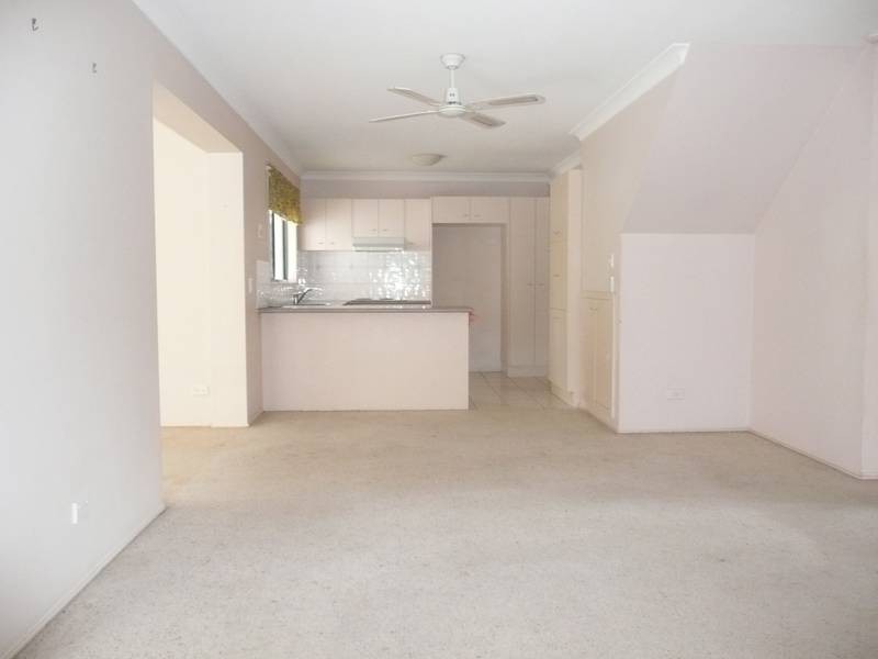 7 Serafina Drive, Helensvale QLD 4212