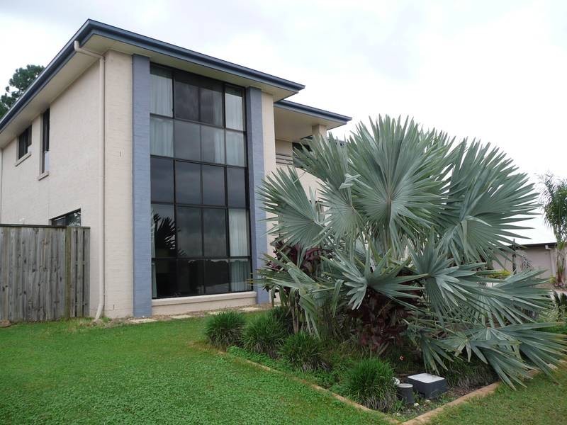 18 Slipstream Road, Coomera QLD 4209