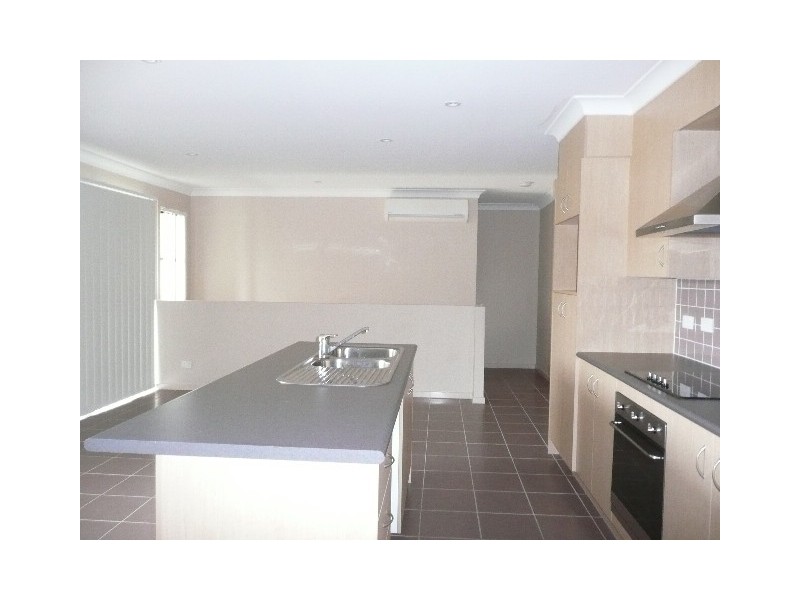 9/23 Moorhen Street, Coomera QLD 4209