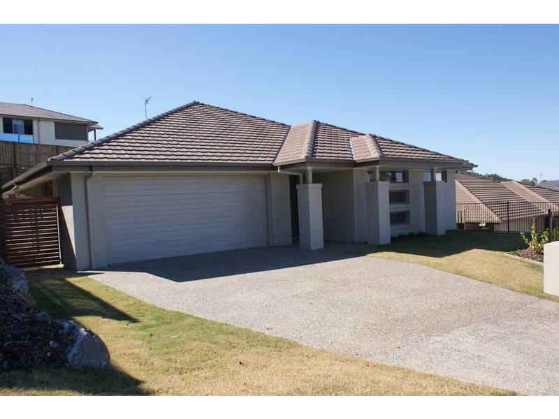 13 Torrington St, Upper Coomera QLD 4209