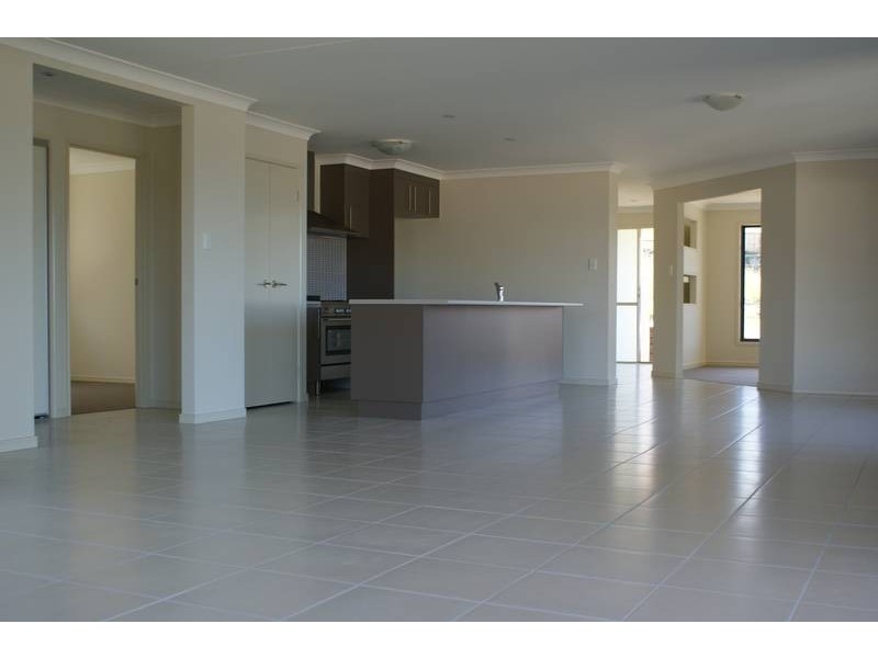 16 Torrington Street, Upper Coomera QLD 4209
