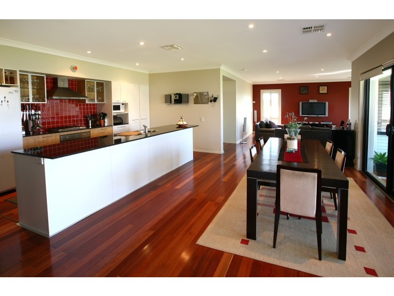 34 Oceanis Dr, Oxenford QLD 4210