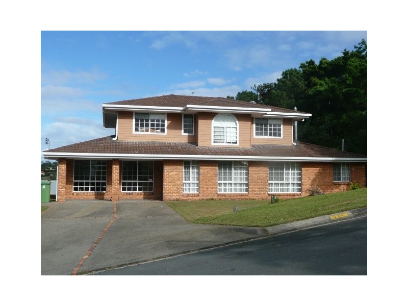 28 High Ridge Road, Pacific Pines QLD 4211