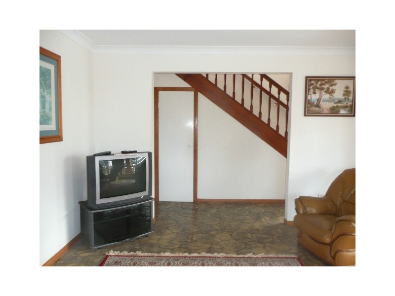 28 High Ridge Road, Pacific Pines QLD 4211