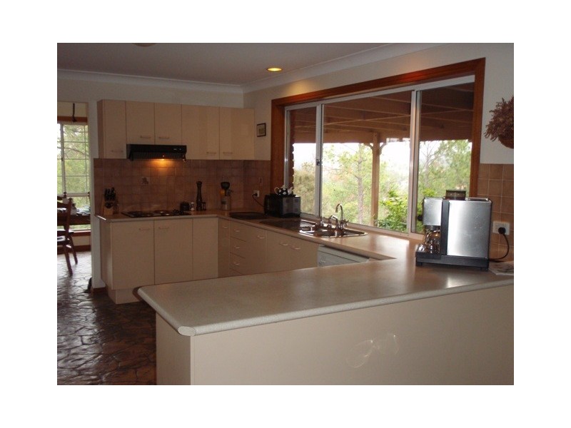 28 High Ridge Road, Pacific Pines QLD 4211