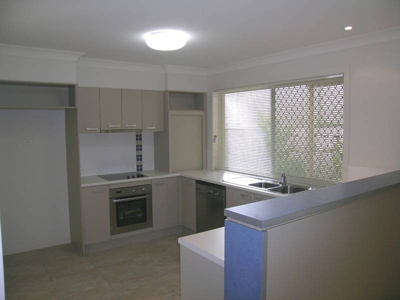 7/220 Patricks Rd, Ferny Hills QLD 4055
