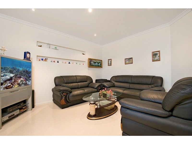 8 Bader Rd, Upper Coomera QLD 4209