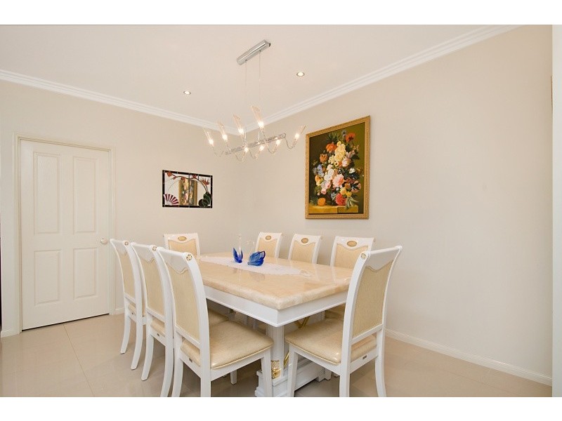 8 Bader Rd, Upper Coomera QLD 4209