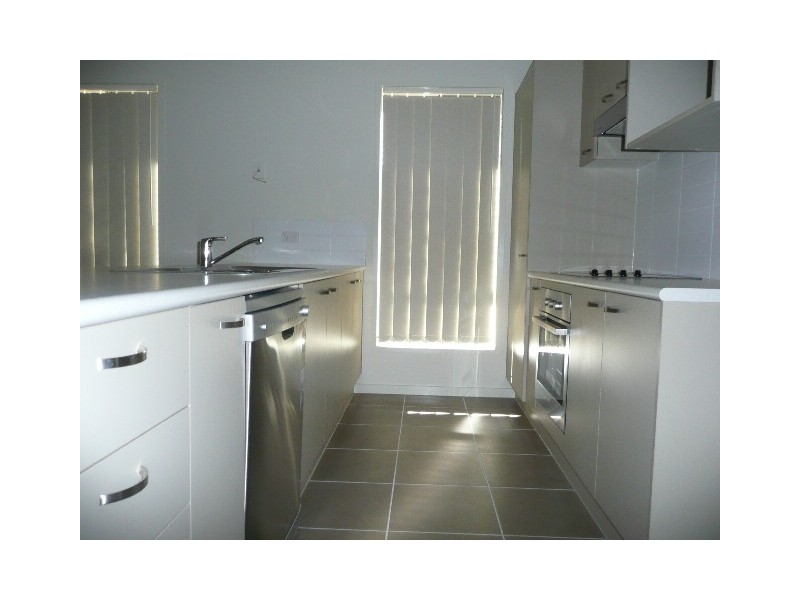 42 Bellagio Crescent, Coomera QLD 4209