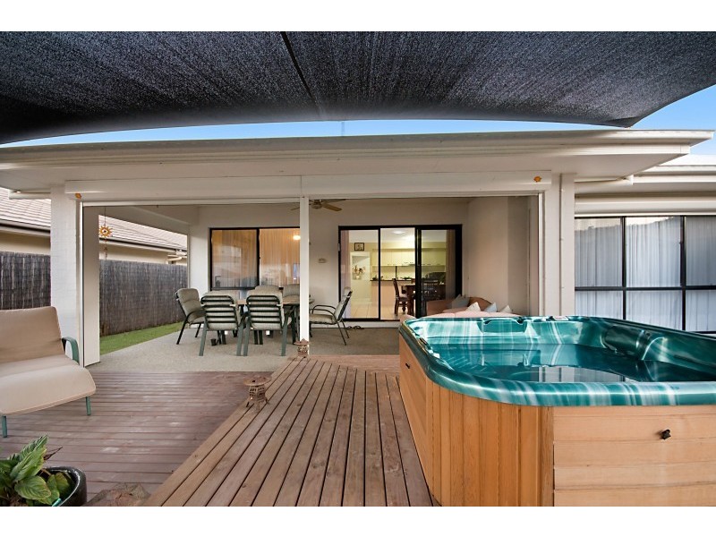 24 Barrington Street, Upper Coomera QLD 4209