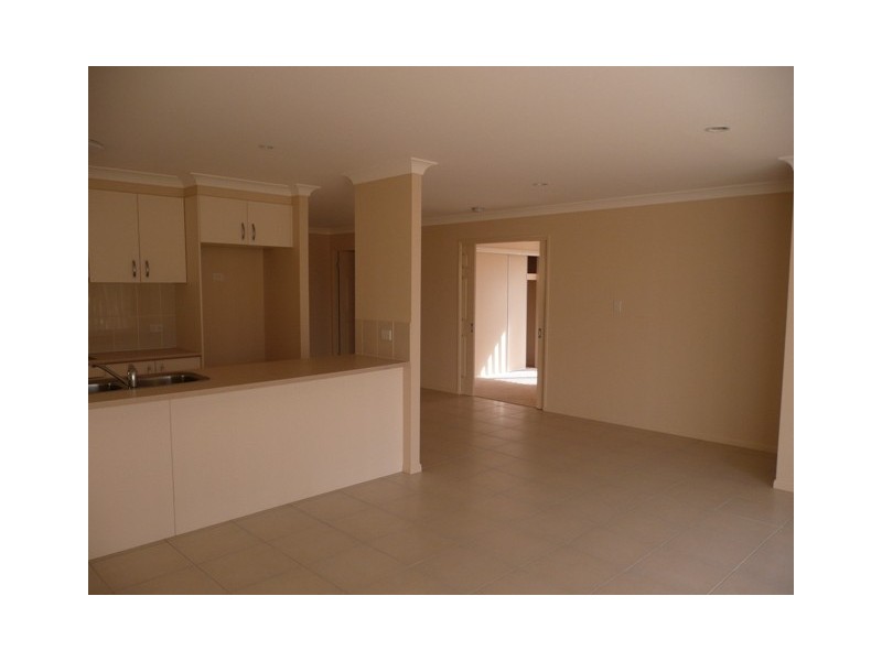 10 Hackney Street, Upper Coomera QLD 4209