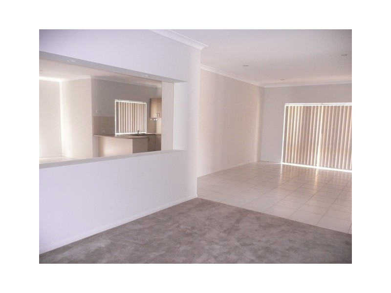 10 Murray Circuit, Upper Coomera QLD 4209