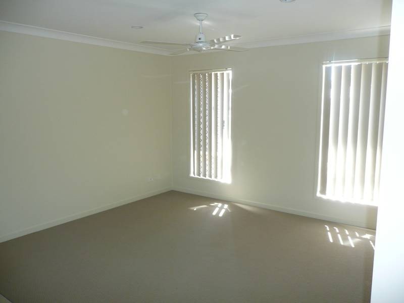 15 Bellagio Crescent, Coomera QLD 4209