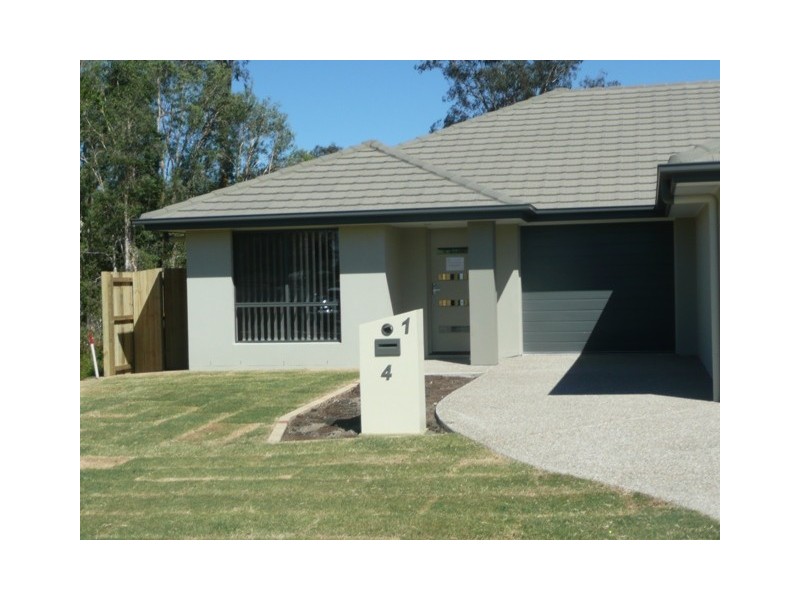 1/4 Bidmead Circuit, Pimpama QLD 4209