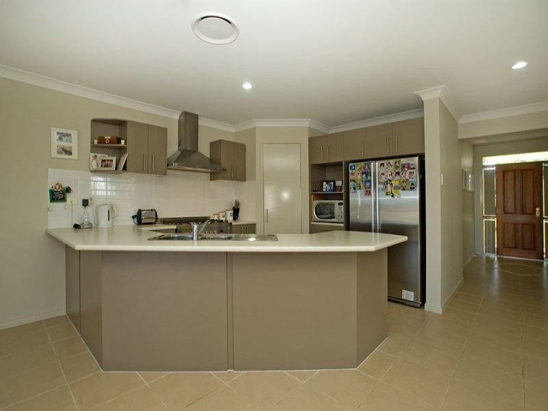 12 SAILAWAY COURT, Coomera QLD 4209