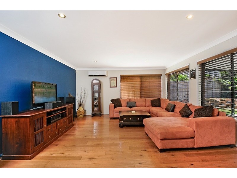 5 Norman Ct, Upper Coomera QLD 4209