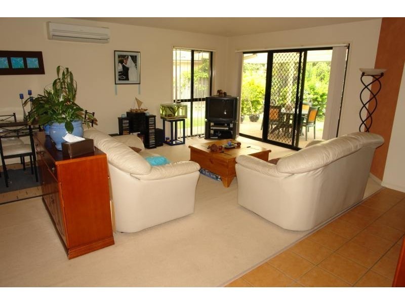 17 St Stephens Drive, Upper Coomera QLD 4209
