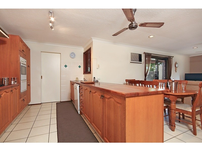 18 The Zenith, Nerang QLD 4211