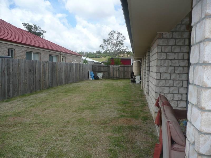 33 Blossom Street, Pimpama QLD 4209