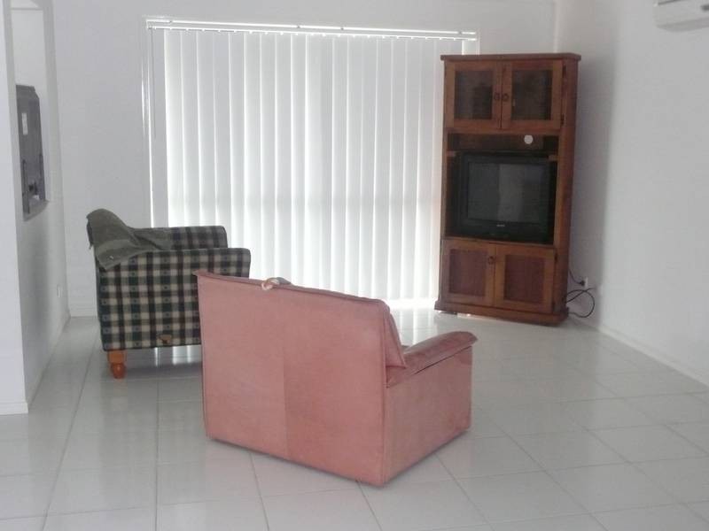 33 Blossom Street, Pimpama QLD 4209