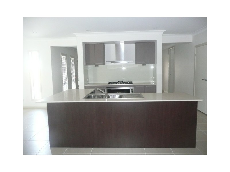 11 BUNDOORA STREET, Upper Coomera QLD 4209